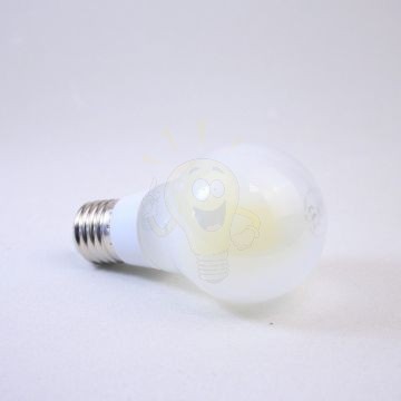 LED filament dekor izzó - A60 körte - 8 watt E27