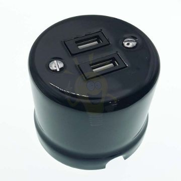 Fekete porcelán USB aljzat falon kívüli szereléshez